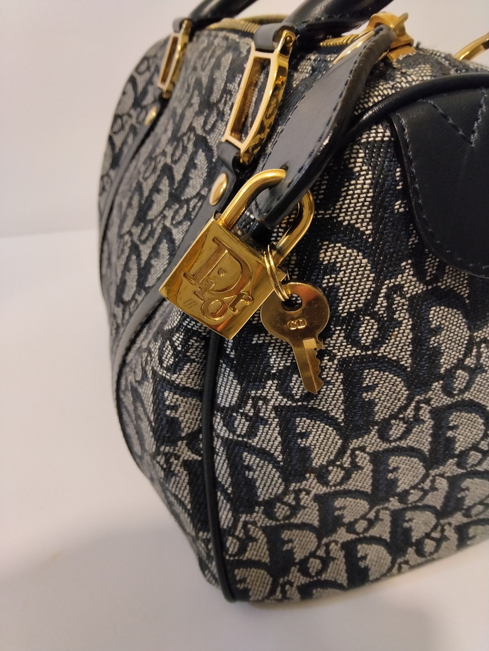 Christian Dior Vintage Navy Blue Trotter Boston Bag Diorissimo Canvas Small EUC - Picture 14 of 14